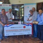 Mipyme de Yaguarón que produce leche de cabra de manera artesanal, recibió del MIC bienes de capital