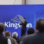 Kingspan MV: Ministro Giménez destaca alianza que impulsa eficiencia energética y empleo local