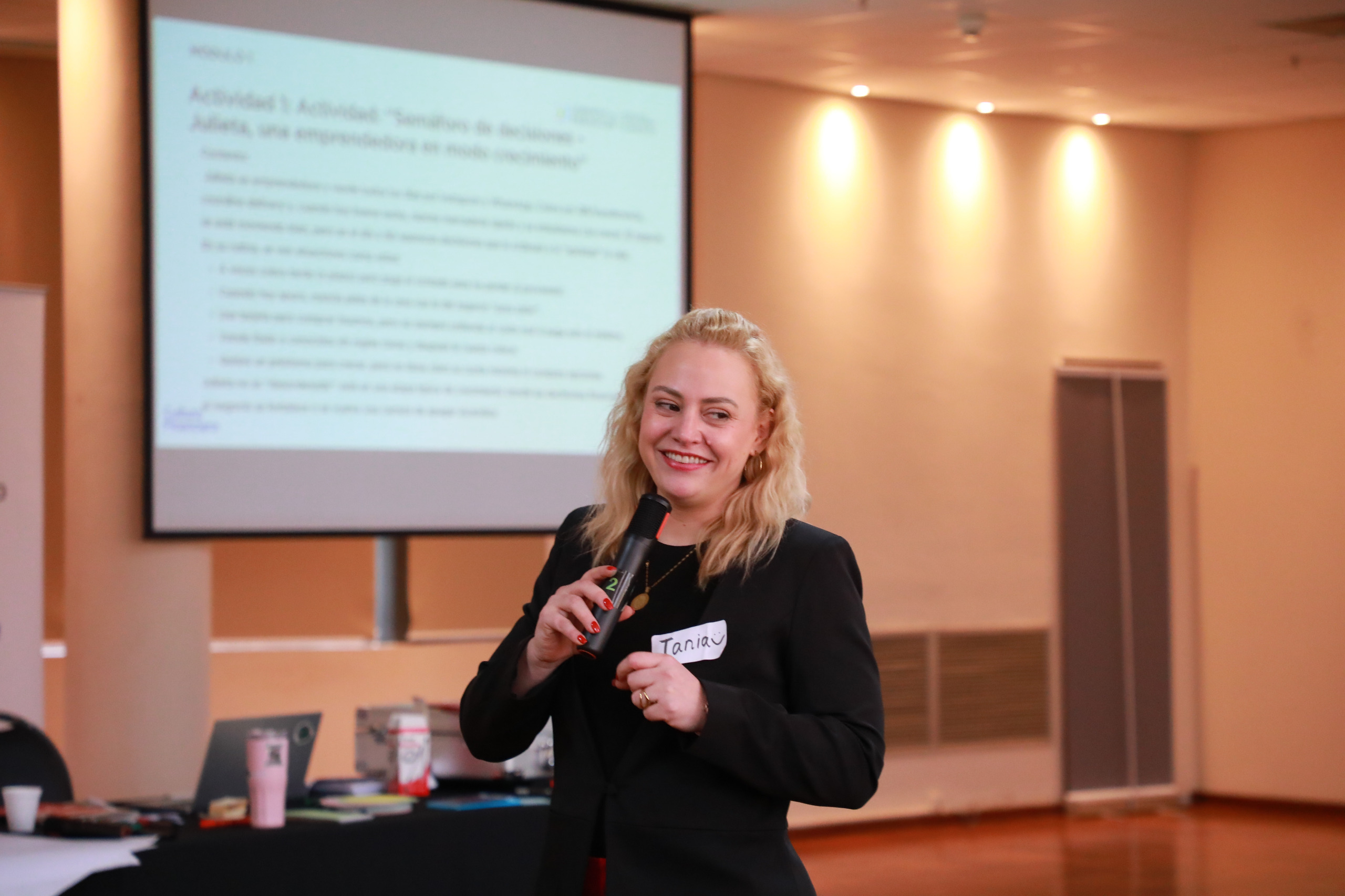 Tania Riline, directora General de Financiamiento para Mipymes.