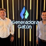 Autoridades observan el modelo termoeléctrico panameño en visita a la planta de Gatún