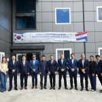 Exploran tecnología en Corea para impulsar la electromovilidad y modernizar la maquinaria agrícola en Paraguay