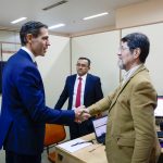 El SUACE recibe a unos 380 inversionistas al mes y facilita la apertura de empresas en Paraguay