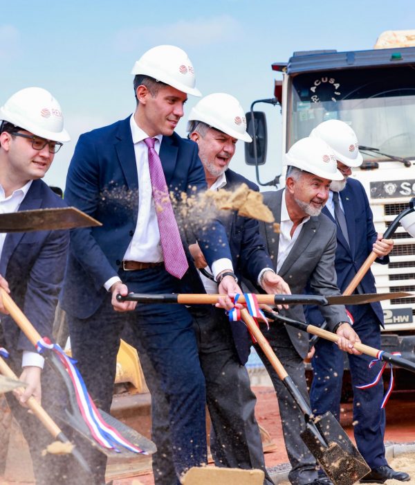 WhatsApp Image 2025-12-04 at 15.39.13 (2)