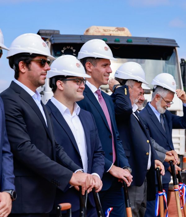 WhatsApp Image 2025-12-04 at 15.39.14