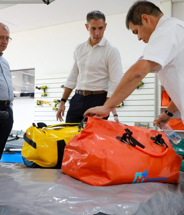 WhatsApp Image 2025-12-04 at 15.39.27 (1)