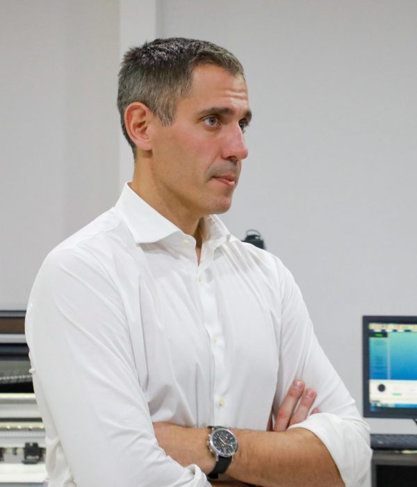 WhatsApp Image 2025-12-04 at 15.39.27